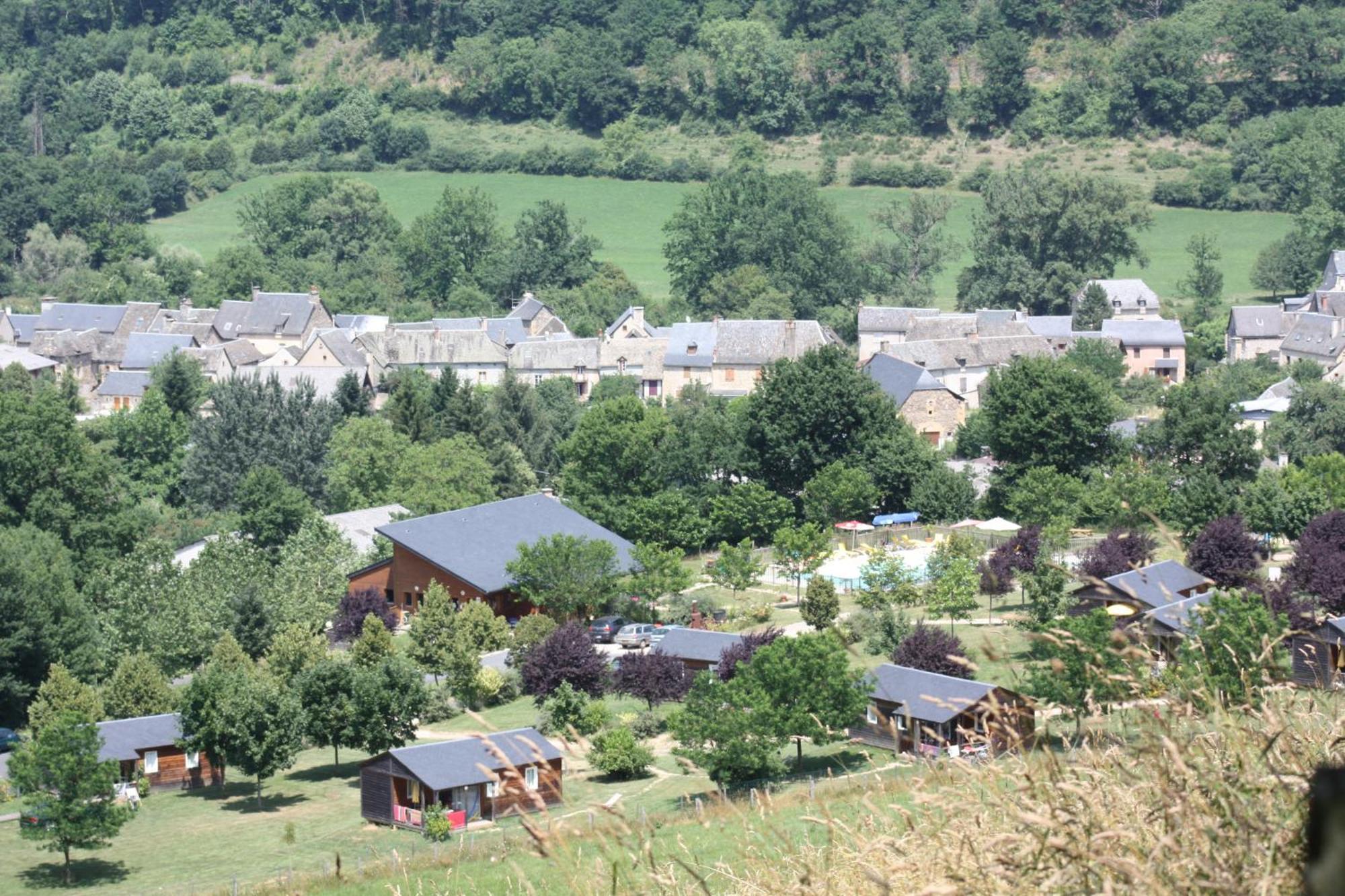Village De Gite - La Cascade Sainte-Eulalie-d'Olt Exterior photo